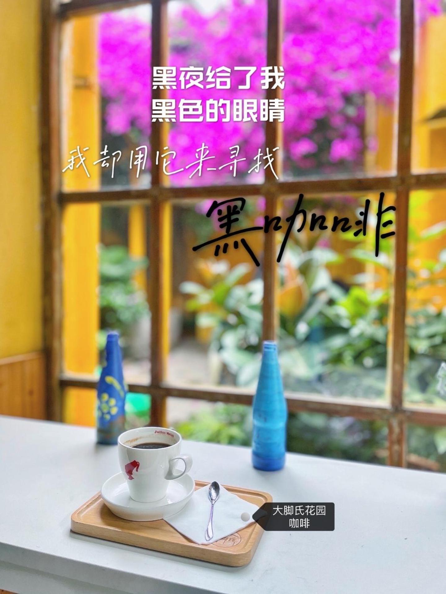 The Cloudland International Youth Hostel Close To The City Center,10 Min Walks To The Subway, Close To The Night Market, Old Street, Green Lake, English-Speaking Service, Free Activity Convenient Payment And Visa Cards Are Accepted Куньмін Екстер'єр фото